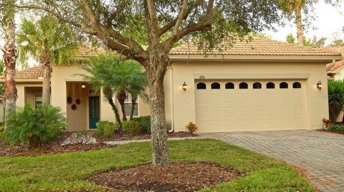 693 Coronado Dr, Kissimmee, FL 34759-3292