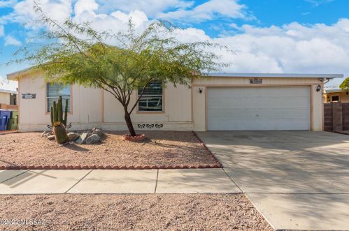 7264 Second Mesa Dr, Tucson, AZ 85756-9741