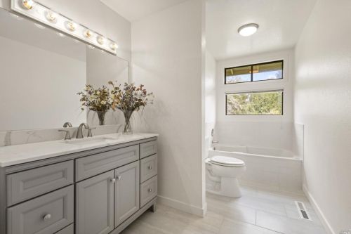 13228 Dupont Rd, Sebastopol CA  95472-9787 exterior