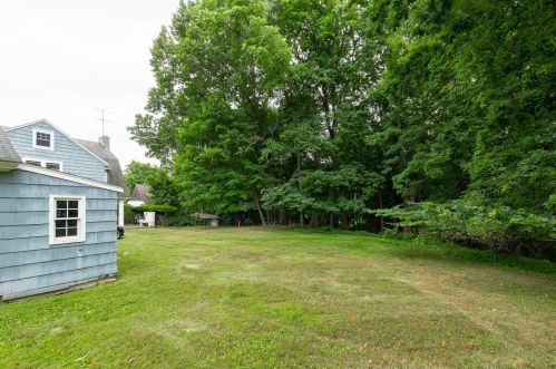 15 Loockerman Ave, Poughkeepsie NY 12601-5026 exterior