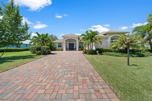 4145 Amelia Plantation Ct, Vero Beach, FL 32967-7823