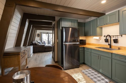 47125 Skyview Dr, Big Bear City CA  92314-9035 exterior