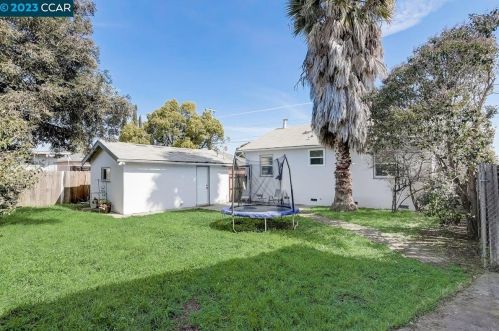 254 Cleveland Ave, West Pittsburg CA  94565-3305 exterior