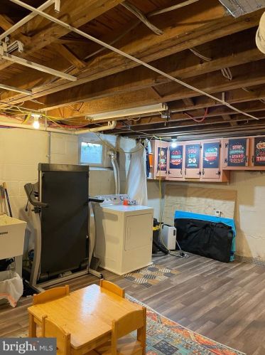 3212 Hilltop Rd, Newtown Square PA  19073-4207 exterior