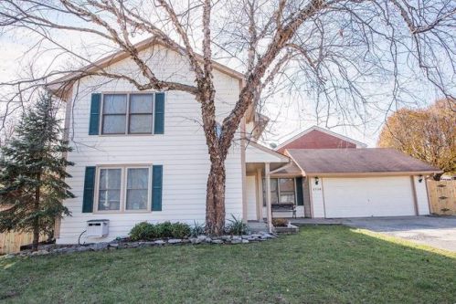 1716 Masters Ln, Lexington, KY 40515-1326