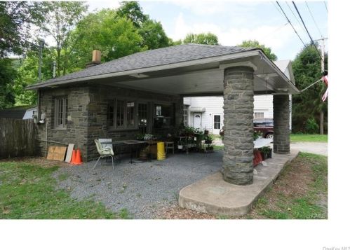 3465 State Route 97, Barryville, NY 12719-5913