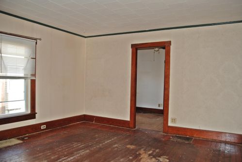 509 Washington Ave, Bellefontaine, OH 43311-1843