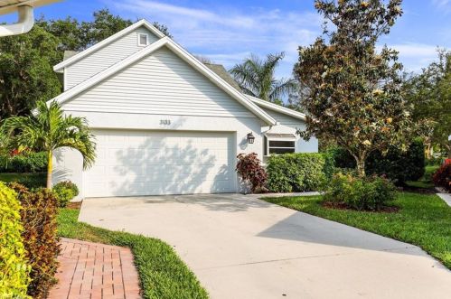 3133 Carriage Cir, Naples FL  34105-2700 exterior