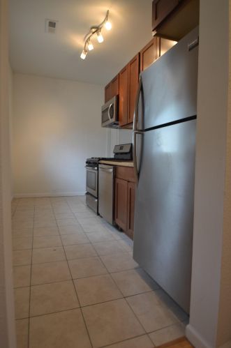555 Locust St, Valpo IN  46383-6432 exterior