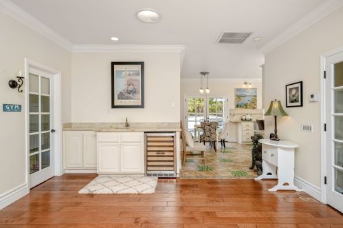 2985 Avenida Simi, Simi Valley, CA 93063-1575