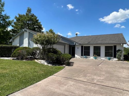 2919 Peach Hollow Cir, Pearland, TX 77584-2033