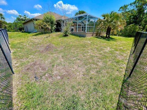 1038 Danforth St, Lehigh Acres FL 33974-9512 exterior