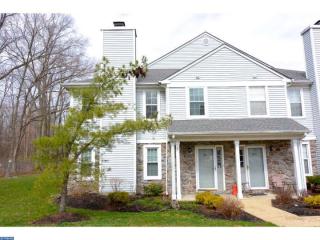 611 Mews Dr, Sellersville, PA 18960-2739