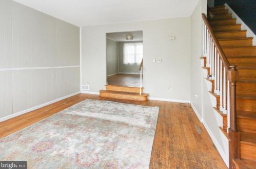 709 Franklin St, Wilmington, DE 19805-4330