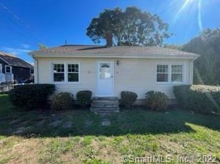 32 Bayberry Ln, Groton, CT 06340-6002