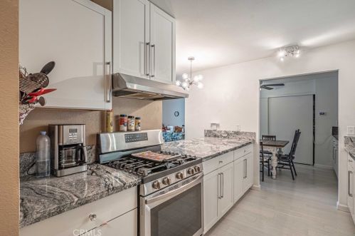 18318 Eucalyptus Ave, Lake Elsinore CA  92532-2084 exterior