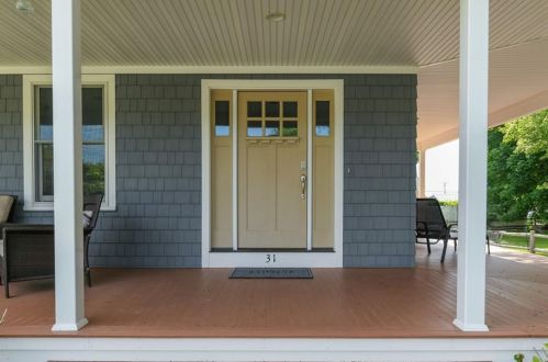 31 Abalone Rd, South Kingstown RI  02874-2735 exterior