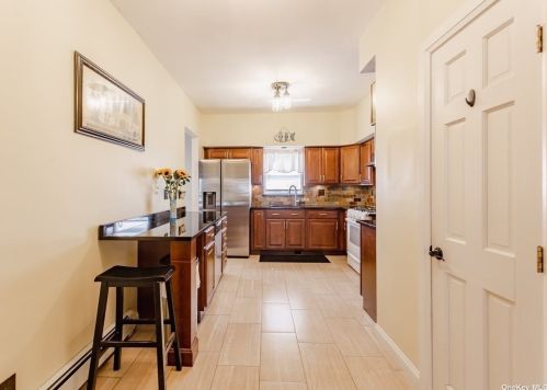 170 Ketcham Ave, Amityville NY  11701-3136 exterior