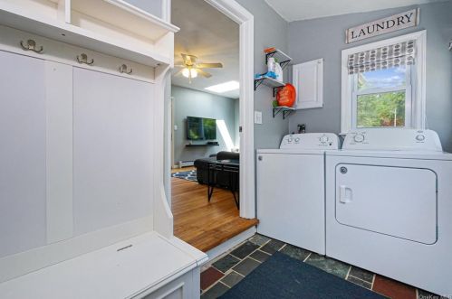 533 Oscawana Lk Rd, Tompkins Corners NY  10579-2205 exterior