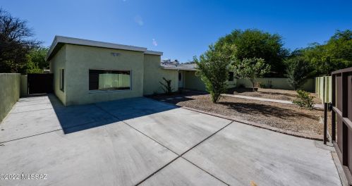 341 Tucson Blvd, Tucson AZ 85713-2065 exterior