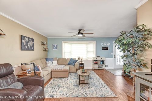 88 Rita Ln, Jackson Twp NJ  08527-2367 exterior