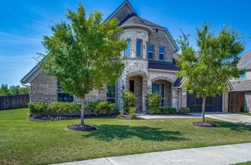 4430 Whispering Lake Dr, Frisco, TX 75036-3958