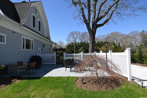 3325 Oaklawn Ave, Southold NY  11971-1942 exterior
