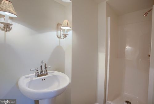 32 Big Spring Ave, North Newton PA  17241-1402 exterior