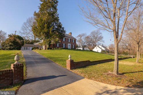 1702 Franklin St, Fredericksburg, VA 22401-4508