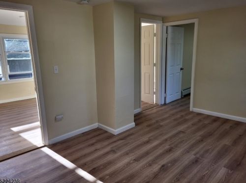 650 Rdg Rd, West Milford Lakes NJ  07480-2070 exterior