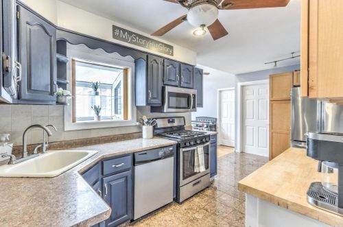 1012 Erie Ave, North Lindenhurst NY  11757-2117 exterior