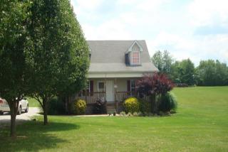 1005 Orchard Dr, Portland, TN 37148-6025