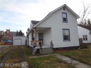 121 Market St, Mecca, OH 44410-1032