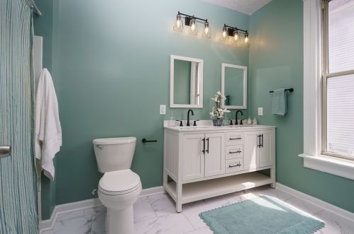 225 Station St, Mc Donald PA  15057-1137 exterior