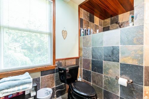 6115 Glade Ave, Cincinnati OH 45230-2708 exterior