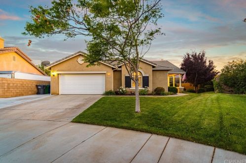 6652 Lacolle Pl, Lancaster, CA 93536-4571