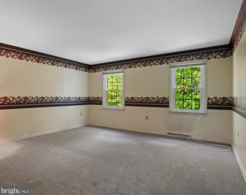 4351 Crestview Rd, Harrisburg PA 17112-2009 exterior