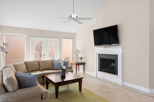 28425 Highgate Dr, Bonita Springs FL  34135-6832 exterior