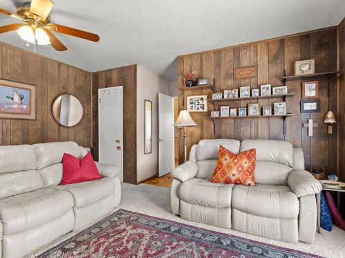 6708 Daneland St, Lakewood CA  90713-2101 exterior