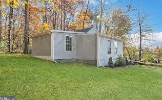 1488 Abbottstown Pike, Hanover PA  17331-8787 exterior