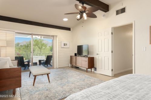 2106 Camino El Ganado, Tucson AZ  85718-4108 exterior