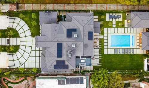 4508 Haskell Ave, Van Nuys CA  91436-3148 exterior