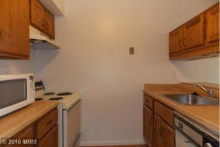 46 Hancock Pl, Leesburg VA  20176-3348 exterior