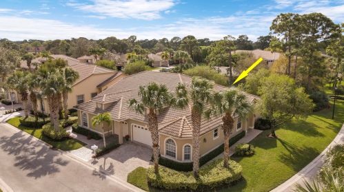 7081 Torrey Pines Cir, Fort Pierce, FL 34986-3255