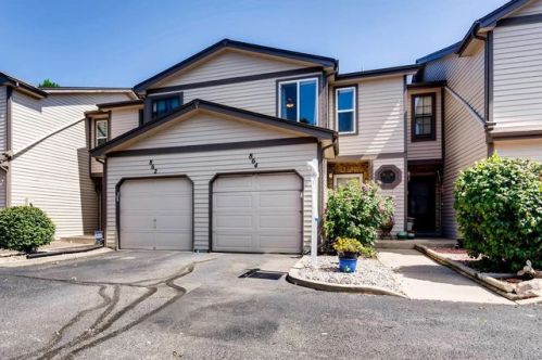 864 Joplin Cir, Denver, CO 80017-3069