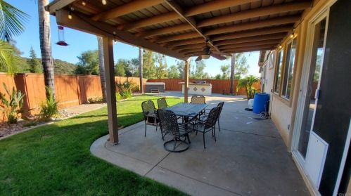 2293 Marquand Ct, Alpine CA  91901-6201 exterior