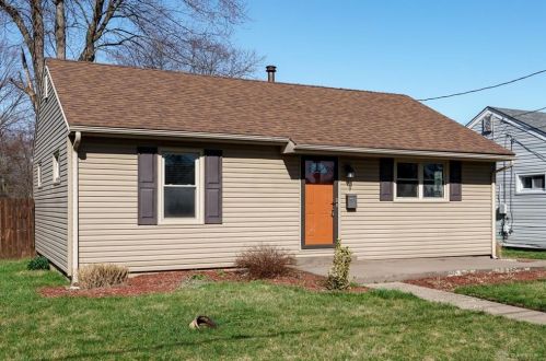 9 Chestnut St, Franklin, OH 45005-3509
