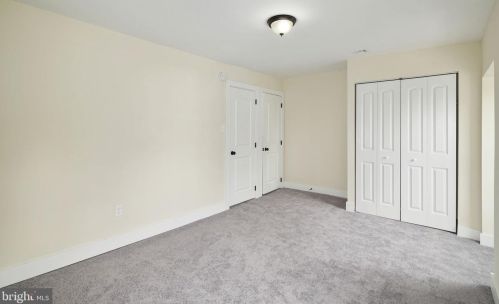 210 Market St, Gloucester NJ  08030-1907 exterior