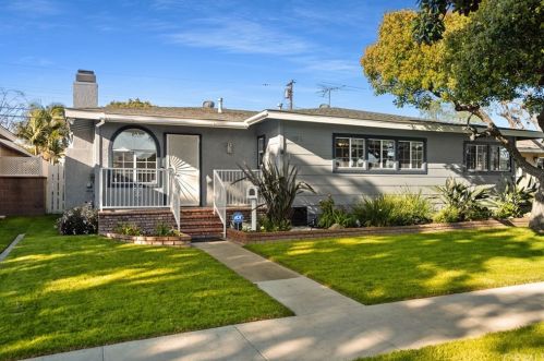 6915 Fairbrook St, Long Beach, CA 90815-3602