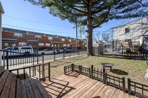 221 Filmore St, Gloucester NJ  08030-1122 exterior